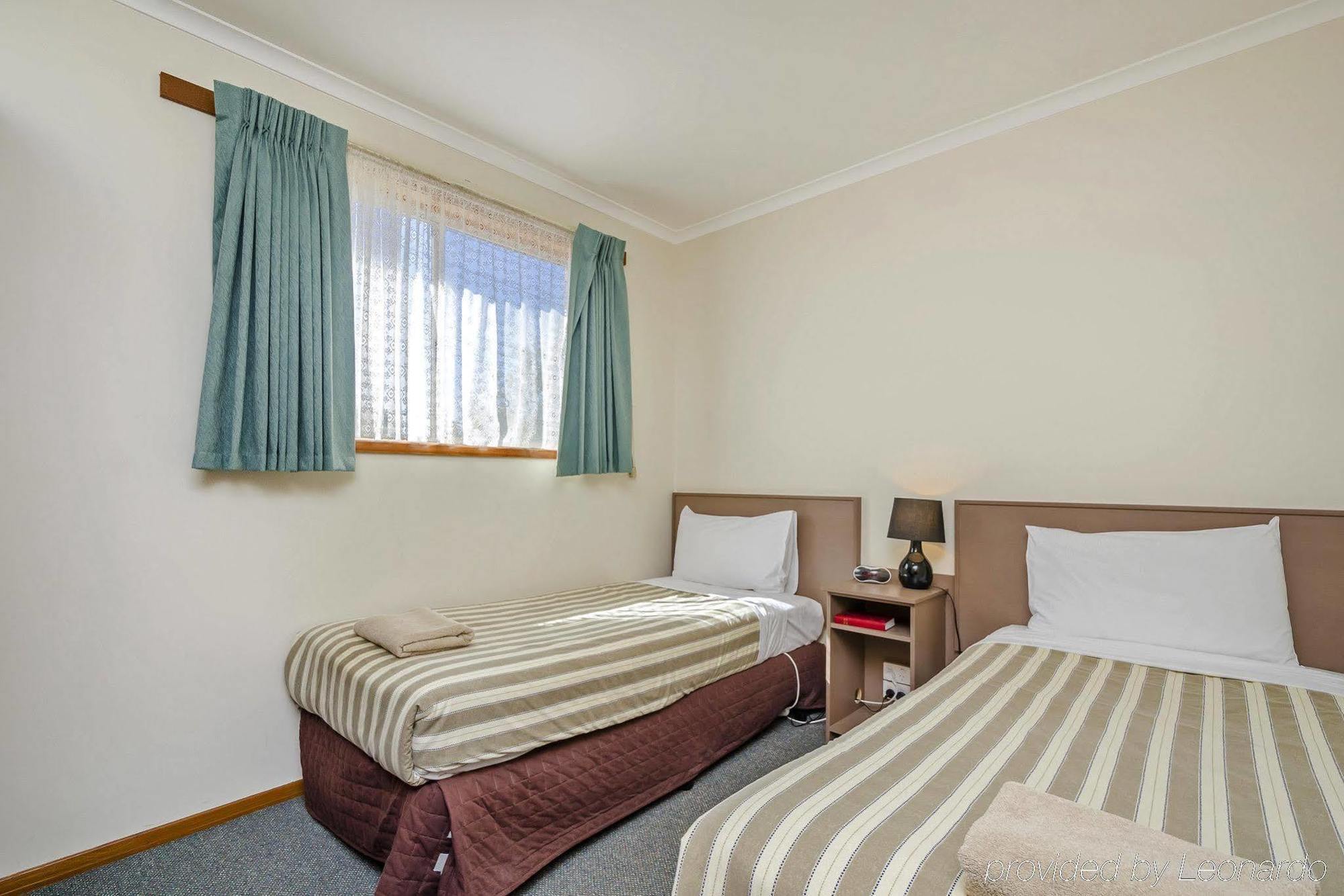 Werribee Motel&Apartments Buitenkant foto