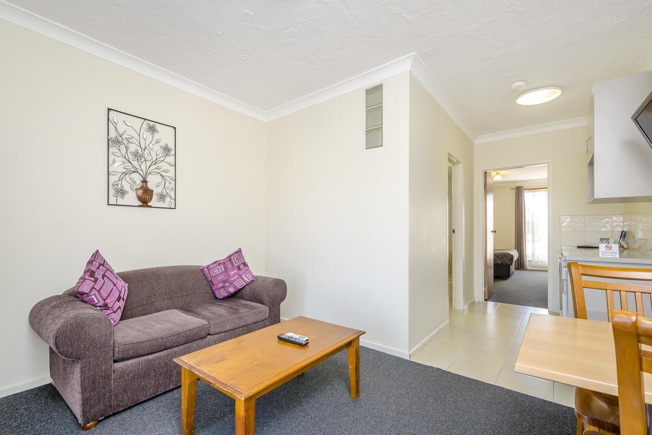 Werribee Motel&Apartments Buitenkant foto