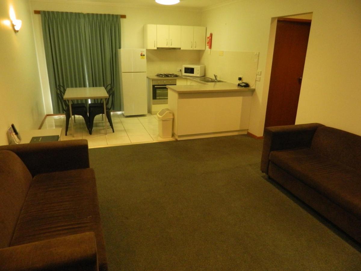 Werribee Motel&Apartments Buitenkant foto